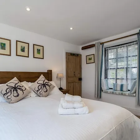 Jessamine: Restored Fisherman'S Cottage Close To Looe'S Harbour Exterior photo
