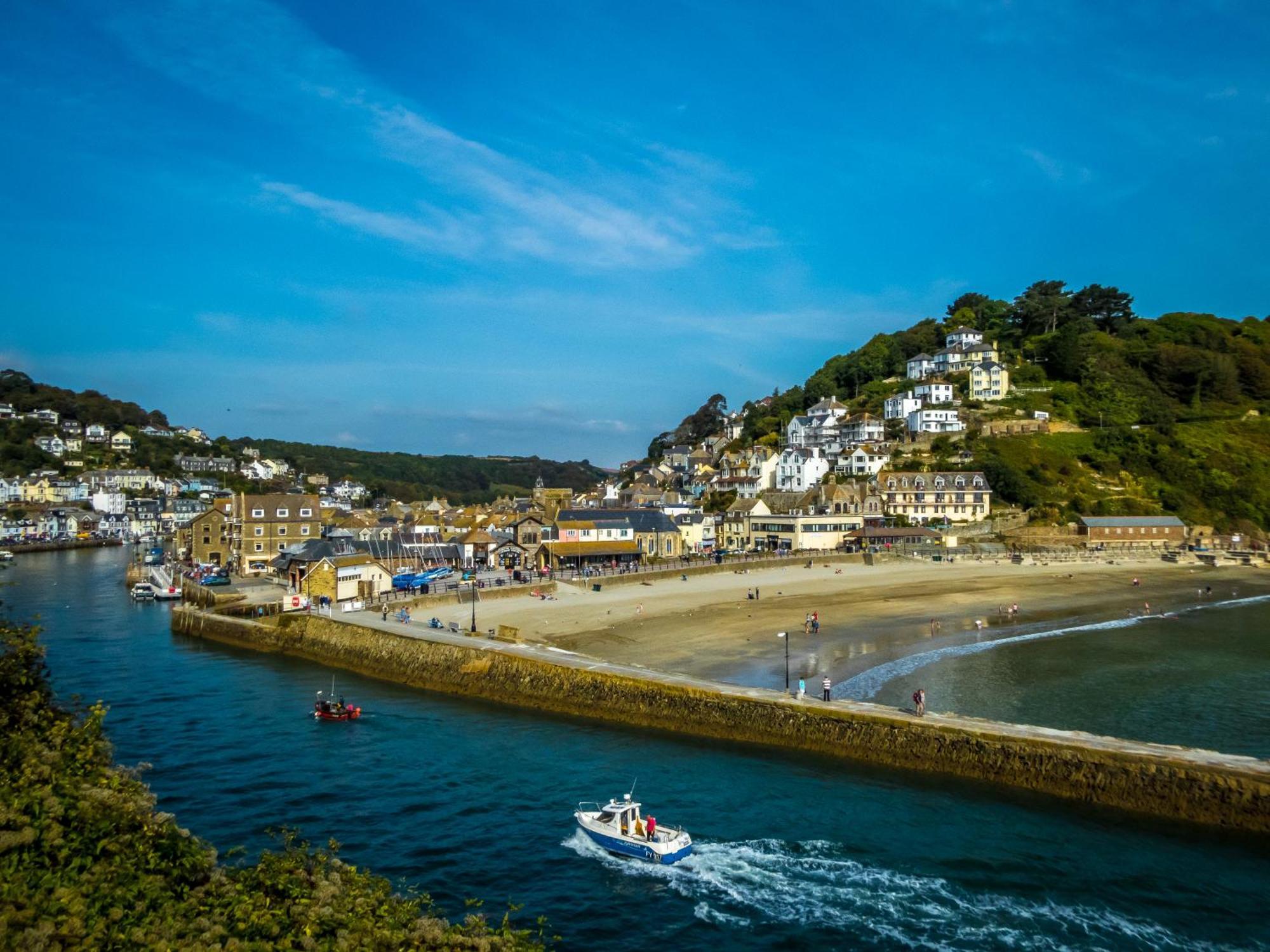 Jessamine: Restored Fisherman's Close To Looe's Harbour