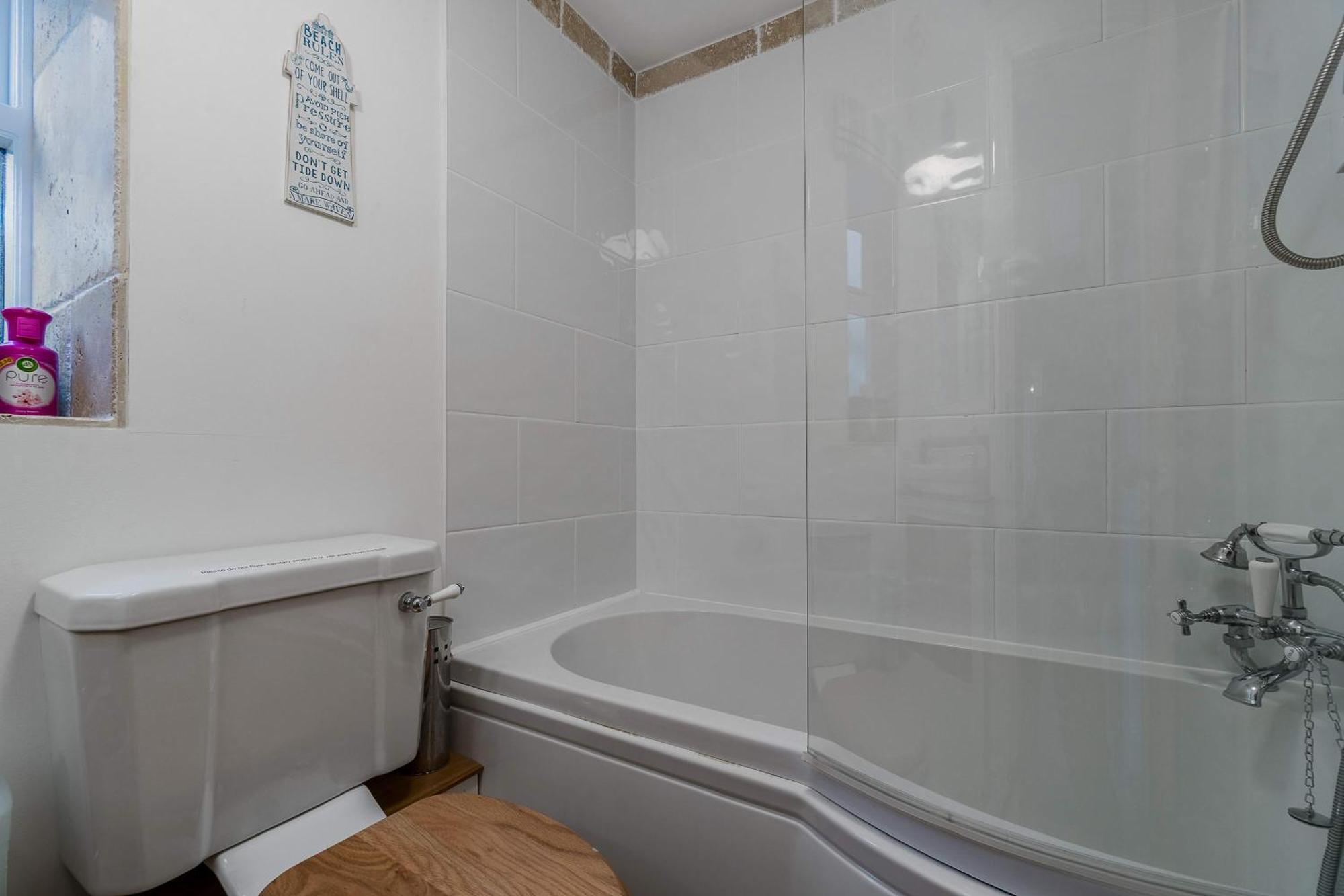 Holiday home Jessamine: Restored Fisherman's Close To Looe's Harbour Looe