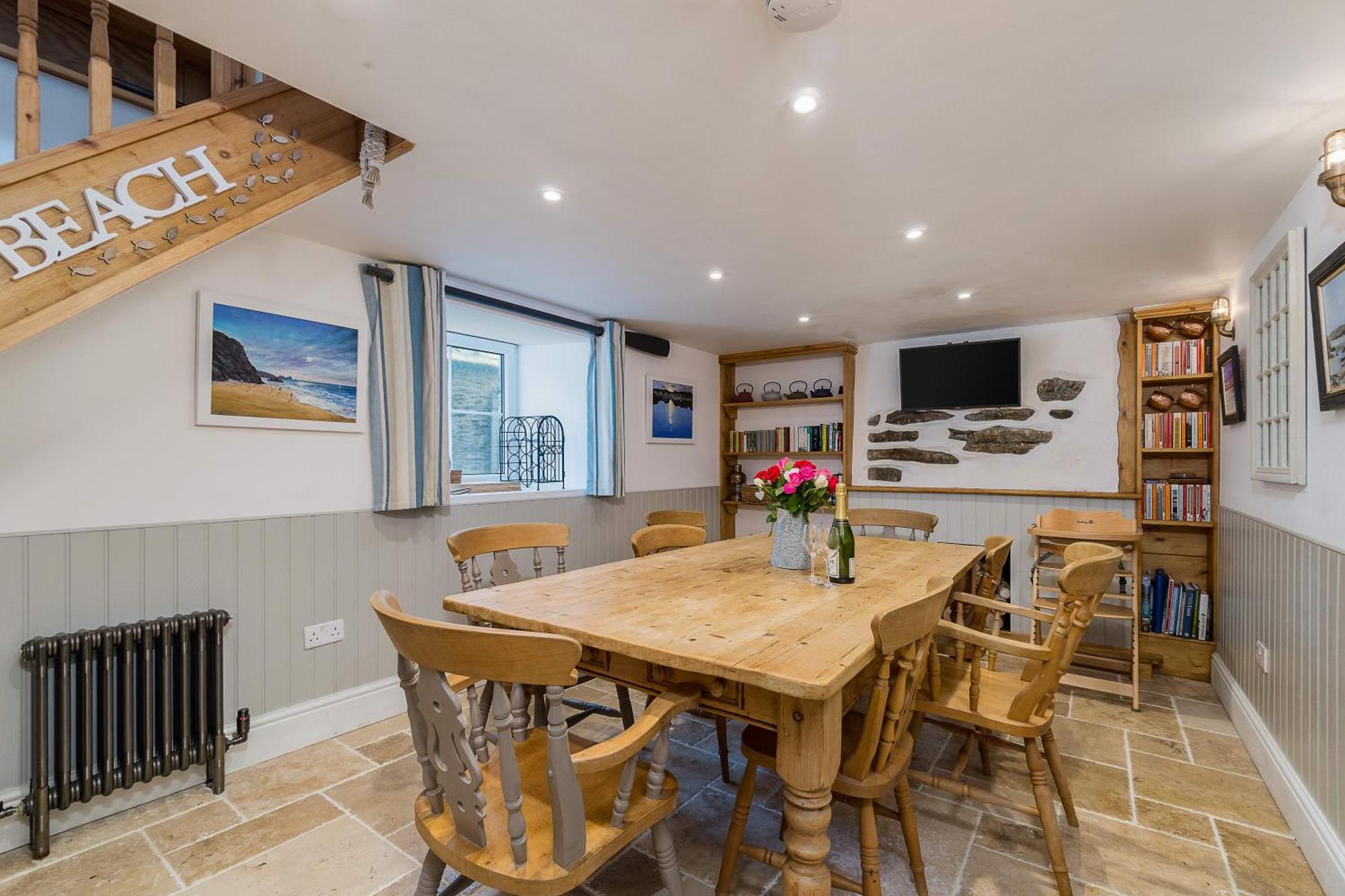 Jessamine: Restored Fisherman's Close To Looe's Harbour